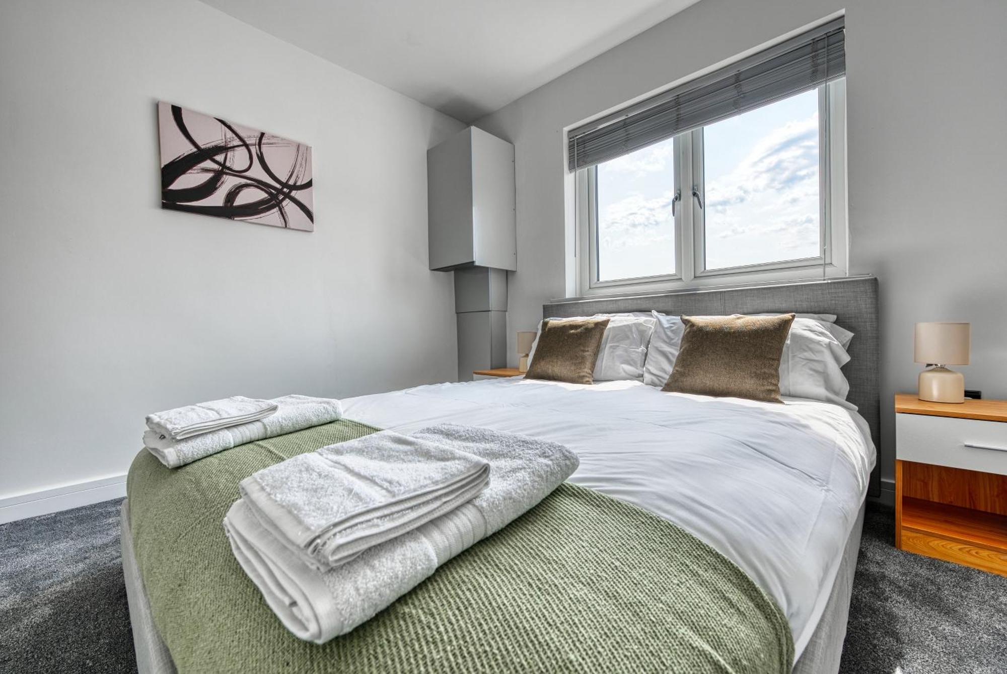 Aryas Homes Oxford - Headington Extérieur photo